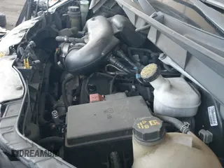 ✅ 2018 Ford Transit • VIN: 1FTYE2CMXJKA26321 • Lot: 42262139. Wystawiony na IAAI z przebiegiem 345 458 mil. Bezpłatny archiwum sprzedaży aukcyjnych z USA i szczegółowy raport historii pojazdu na DreamBid. Zdjęcie 21.