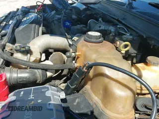 ✅ 2008 Ford F-250 XL • VIN: 1FTSW21R78EB28198 • Лот: 43453533. Опубликован ранее на IAAI с пробегом 218 915 миль. Бесплатный доступ к архиву аукционных продаж из США и подробный отчёт об истории автомобиля на DreamBid. Изображение 19.