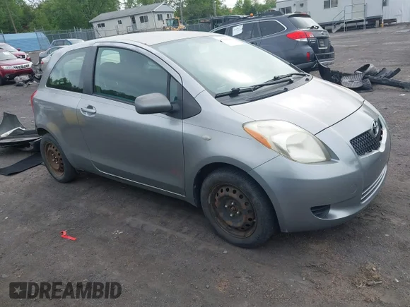 ✅ 2008 Toyota Yaris • VIN: JTDJT923085193658 • Lot: 45211745. Wystawiony na IAAI z przebiegiem 138 838 mil. Bezpłatny archiwum sprzedaży aukcyjnych z USA i szczegółowy raport historii pojazdu na DreamBid. Zdjęcie 1.