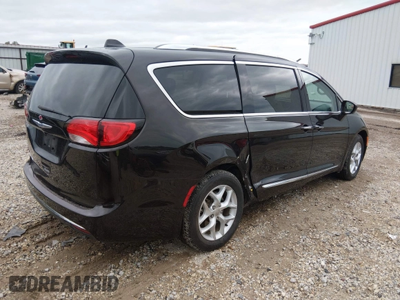✅ 2017 Chrysler Pacifica Touring L Plus • VIN: 2C4RC1EG7HR684086 • Lot: 45110988. Wystawiony na IAAI z przebiegiem 73 840 mil. Bezpłatny archiwum sprzedaży aukcyjnych z USA i szczegółowy raport historii pojazdu na DreamBid. Zdjęcie 4.