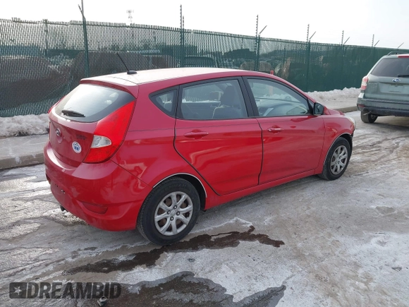 ✅ 2012 Hyundai Accent GS • VIN: KMHCT5AE4CU052610 • Lot: 44360462. Wystawiony na IAAI z przebiegiem 117 582 mil. Bezpłatny archiwum sprzedaży aukcyjnych z USA i szczegółowy raport historii pojazdu na DreamBid. Zdjęcie 4.