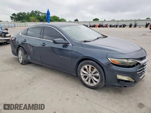 ✅ 2020 Chevrolet Malibu LT • VIN: 1G1ZD5ST8LF081243 • Lot: 50101716. Wystawiony na Copart z przebiegiem 88 488 mil. Bezpłatny archiwum sprzedaży aukcyjnych z USA i szczegółowy raport historii pojazdu na DreamBid. Zdjęcie 4.
