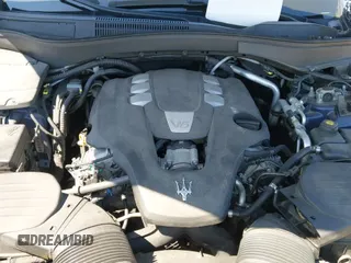 ✅ 2018 Maserati Levante GranSport • VIN: ZN661XUS7JX302016 • Lot: 42050084. Wystawiony na IAAI z przebiegiem 55 831 mil. Bezpłatny archiwum sprzedaży aukcyjnych z USA i szczegółowy raport historii pojazdu na DreamBid. Zdjęcie 20.