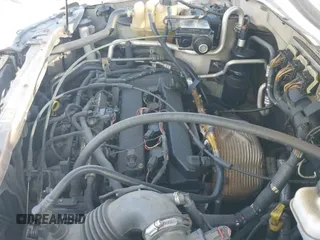 ✅ 2007 Ford Escape XLS • VIN: 1FMYU02Z87KA02382 • Lot: 42683581. Listed on IAAI with 309,851 mi. Free auction sales archive from the USA and detailed vehicle history report at DreamBid. Image 19.