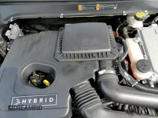 ✅ 2017 Lincoln MKZ Hybrid Reserve • VIN: 3LN6L5MU6HR660711 • Лот: 81163995. Опубликован ранее на Copart с пробегом 81 445 миль. Бесплатный доступ к архиву аукционных продаж из США и подробный отчёт об истории автомобиля на DreamBid. Изображение 15.