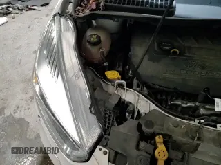 ✅ 2017 Ford Escape SE • VIN: 1FMCU9GD9HUE70655 • Лот: 92458565. Опубликован ранее на Copart с пробегом 95 348 миль. Бесплатный доступ к архиву аукционных продаж из США и подробный отчёт об истории автомобиля на DreamBid. Изображение 16.