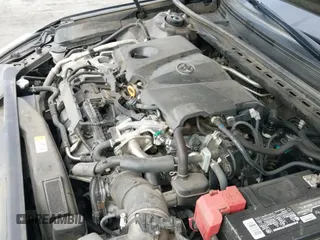 ✅ 2018 Toyota Camry LE • VIN: 4T1B11HK4JU582126 • Lot: 43427937. Listed on IAAI with 141,494 mi. Free auction sales archive from the USA and detailed vehicle history report at DreamBid. Image 19.