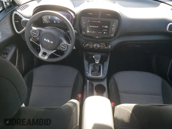 ✅ 2024 Kia Soul LX • VIN: KNDJ23AU7R7911416 • Lot: 78527544. Wystawiony na Copart z przebiegiem 17 625 mil. Bezpłatny archiwum sprzedaży aukcyjnych z USA i szczegółowy raport historii pojazdu na DreamBid. Zdjęcie 8.