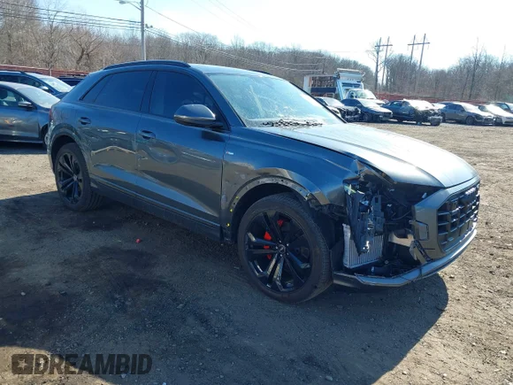 ✅ 2021 Audi Q8 Premium Plus • VIN: WA1EVAF16MD026866 • Lot: 41555574. Wystawiony na IAAI z przebiegiem 34 270 mil. Bezpłatny archiwum sprzedaży aukcyjnych z USA i szczegółowy raport historii pojazdu na DreamBid. Zdjęcie 1.