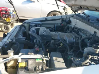 ✅ 2002 Toyota Tundra Limited • VIN: 5TBRT38152S250713 • Lot: 41765160. Listed on IAAI with 473,628 mi. Free auction sales archive from the USA and detailed vehicle history report at DreamBid. Image 18.