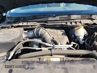 2015 Ram 1500 Express z VIN 1C6RR7FT6FS717739, wystawiony jako Copart lot #81553555 z przebiegiem 112 860 mil mil oraz Czysty tytuł • Clean title. Historia ofert i sprzedaży dostępna na DreamBid. Obrazek 11.