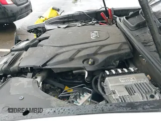 ✅ 2020 Audi Q8 Premium Plus • VIN: WA1EVAF1XLD001371 • Lot: 41598033. Wystawiony na IAAI z przebiegiem 39 744 mil. Bezpłatny archiwum sprzedaży aukcyjnych z USA i szczegółowy raport historii pojazdu na DreamBid. Zdjęcie 19.