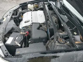 ✅ 2005 Toyota Camry LE • VIN: 4T1BF32K25U085202 • Лот: 43075243. Опубликован ранее на IAAI с пробегом 106 609 миль. Бесплатный доступ к архиву аукционных продаж из США и подробный отчёт об истории автомобиля на DreamBid. Изображение 19.