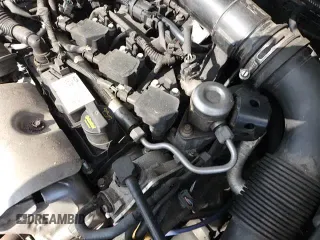 ✅ 2017 Ford Focus SE • VIN: 1FADP3FE2HL292591 • Лот: 90855855. Опубликован ранее на Copart с пробегом 103 300 миль. Бесплатный доступ к архиву аукционных продаж из США и подробный отчёт об истории автомобиля на DreamBid. Изображение 14.