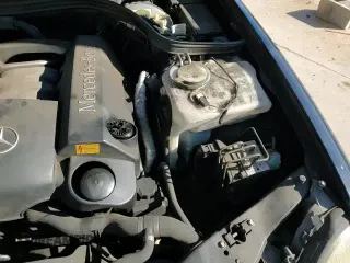 ✅ 2001 Mercedes-Benz CLK 320/430 • VIN: WDBLJ65G11F172991 • Lot: 82368104. Wystawiony na Copart z przebiegiem 138 194 mil. Bezpłatny archiwum sprzedaży aukcyjnych z USA i szczegółowy raport historii pojazdu na DreamBid. Zdjęcie 13.