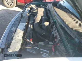 ✅ 1996 Ford Econoline Wagon XL • VIN: 1FBJS31H4THA75881 • Лот: 41382919. Опубликован ранее на IAAI с пробегом 109 590 миль. Бесплатный доступ к архиву аукционных продаж из США и подробный отчёт об истории автомобиля на DreamBid. Изображение 19.