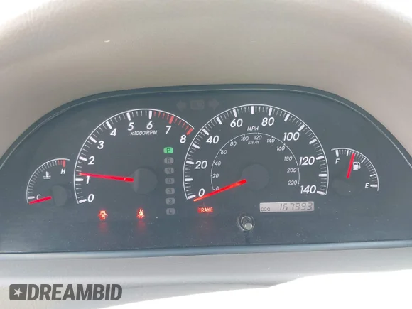 ✅ 2005 Toyota Camry STD • VIN: 4T1BE32K75U980106 • Lot: 42766840. Wystawiony na IAAI z przebiegiem 167 993 mil. Bezpłatny archiwum sprzedaży aukcyjnych z USA i szczegółowy raport historii pojazdu na DreamBid. Zdjęcie 7.
