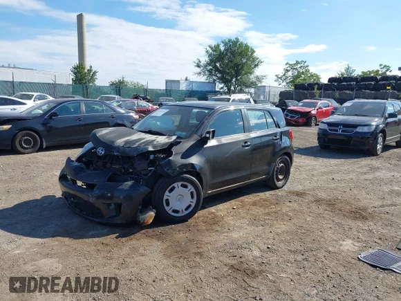 ✅ 2009 Scion xD • VIN: JTKKU10489J045645 • Лот: 43196918. Опубліковано раніше на IAAI з пробігом 227 159 миль. Безкоштовний доступ до архіву аукціонних продажів зі США та докладний звіт про історію автомобіля на DreamBid. Зображення 2.