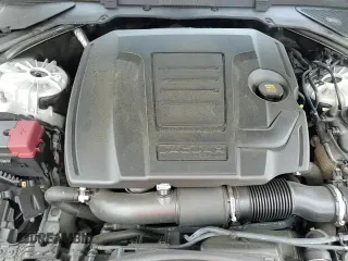 ✅ 2020 Jaguar XE S • VIN: SAJAJ4FXXLCP55724 • Lot: 64818515. Wystawiony na Copart z przebiegiem 38 176 mil. Bezpłatny archiwum sprzedaży aukcyjnych z USA i szczegółowy raport historii pojazdu na DreamBid. Zdjęcie 13.