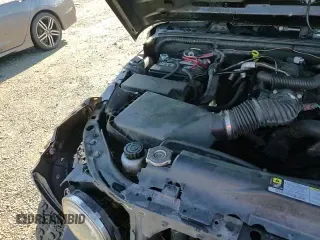 ✅ 2010 Jeep Wrangler Unlimited Mountain • VIN: 1J4BA3H19AL216041 • Lot: 82197674. Wystawiony na Copart z przebiegiem 78 539 mil. Bezpłatny archiwum sprzedaży aukcyjnych z USA i szczegółowy raport historii pojazdu na DreamBid. Zdjęcie 15.