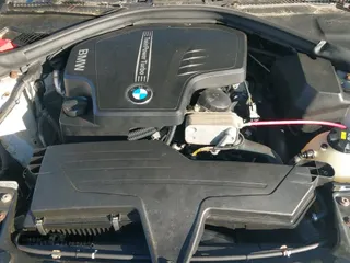 ✅ 2014 BMW 3 Series 328i xDrive • VIN: WBA3G7C53EK296102 • Lot: 43138238. Wystawiony na IAAI z przebiegiem 169 286 mil. Bezpłatny archiwum sprzedaży aukcyjnych z USA i szczegółowy raport historii pojazdu na DreamBid. Zdjęcie 19.