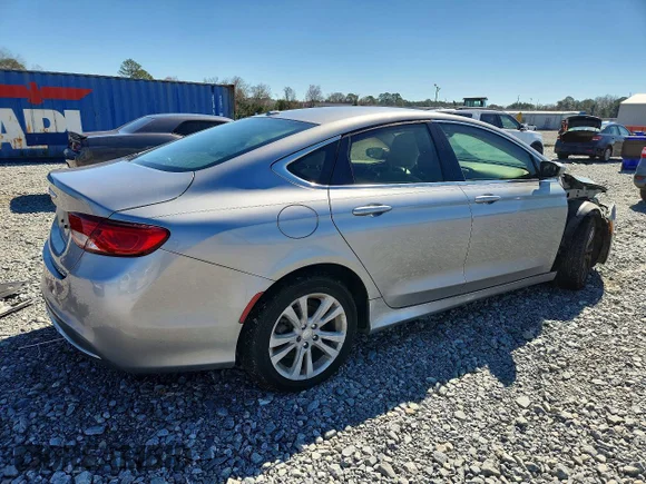 ✅ 2016 Chrysler 200 Limited • VIN: 1C3CCCABXGN137695 • Lot: 78247765. Wystawiony na Copart z przebiegiem 215 756 mil. Bezpłatny archiwum sprzedaży aukcyjnych z USA i szczegółowy raport historii pojazdu na DreamBid. Zdjęcie 3.