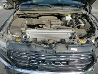 ✅ 2021 Ram 1500 Limited • VIN: 1C6SRFHT9MN566979 • Lot: 92665555. Wystawiony na Copart z przebiegiem 45 637 mil. Bezpłatny archiwum sprzedaży aukcyjnych z USA i szczegółowy raport historii pojazdu na DreamBid. Zdjęcie 13.