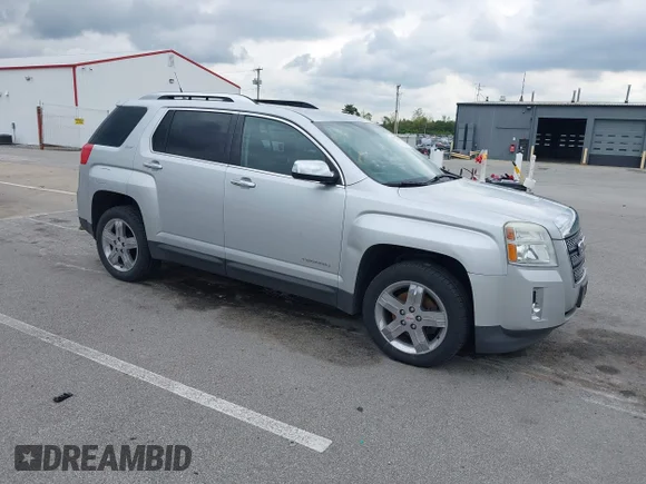✅ 2012 GMC Terrain SLT-2 • VIN: 2GKFLXE58C6379277 • Lot: 44971967. Wystawiony na IAAI z przebiegiem 213 103 mil. Bezpłatny archiwum sprzedaży aukcyjnych z USA i szczegółowy raport historii pojazdu na DreamBid. Zdjęcie 1.