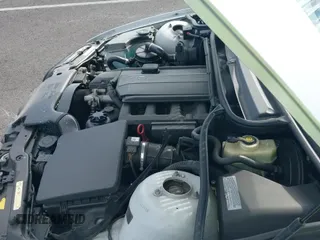 ✅ 2006 BMW 3 Series 325Ci • VIN: WBABW33476PX86741 • Lot: 42916446. Listed on IAAI with 108,246 mi. Free auction sales archive from the USA and detailed vehicle history report at DreamBid. Image 12.