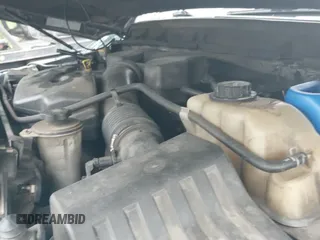 ✅ 2013 Ford F-250 XL • VIN: 1FT7X2B61DEB69122 • Lot: 42361265. Wystawiony na IAAI z przebiegiem 499 007 mil. Bezpłatny archiwum sprzedaży aukcyjnych z USA i szczegółowy raport historii pojazdu na DreamBid. Zdjęcie 18.