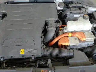 2020 Hyundai Ioniq Blue с VIN KMHC65LCXLU228000, выставлен на аукционе Copart как лот 71322385 с пробегом 113 147 миль миль и Списание • Salvage title. История ставок и продаж доступна на DreamBid. Изображение 15.