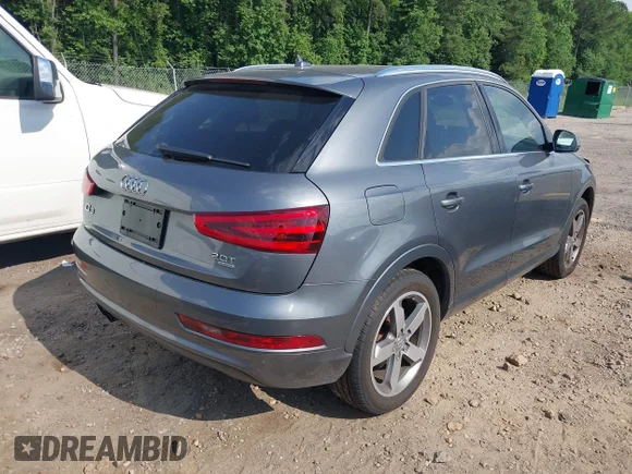 ✅ 2015 Audi Q3 Premium Plus • VIN: WA1EFCFS9FR010670 • Lot: 42483319. Wystawiony na IAAI z przebiegiem 160 773 mil. Bezpłatny archiwum sprzedaży aukcyjnych z USA i szczegółowy raport historii pojazdu na DreamBid. Zdjęcie 4.