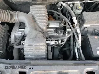 2006 Saturn VUE z VIN 5GZCZ33DX6S893437, wystawiony jako Copart lot #83720854 z przebiegiem 185 680 mil mil oraz Szkoda całkowita • Salvage title. Historia ofert i sprzedaży dostępna na DreamBid. Obrazek 14.