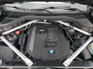 ✅ 2023 BMW X5 sDrive40i • VIN: 5UXCR4C09P9R55275 • Lot: 84200955. Wystawiony na Copart z przebiegiem 48 696 mil. Bezpłatny archiwum sprzedaży aukcyjnych z USA i szczegółowy raport historii pojazdu na DreamBid. Zdjęcie 13.