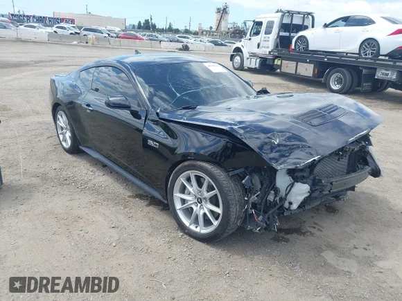 ✅ 2024 Ford Mustang GT Premium • VIN: 1FA6P8CF4R5432052 • Lot: 44958148. Wystawiony na IAAI z przebiegiem 32 465 mil. Bezpłatny archiwum sprzedaży aukcyjnych z USA i szczegółowy raport historii pojazdu na DreamBid. Zdjęcie 1.