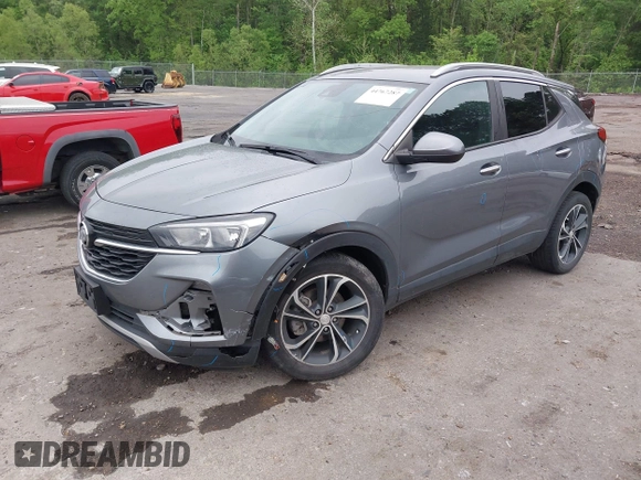 ✅ 2020 Buick Encore GX Select • VIN: KL4MMDSL0LB123966 • Lot: 44767287. Wystawiony na IAAI z przebiegiem 73 460 mil. Bezpłatny archiwum sprzedaży aukcyjnych z USA i szczegółowy raport historii pojazdu na DreamBid. Zdjęcie 2.