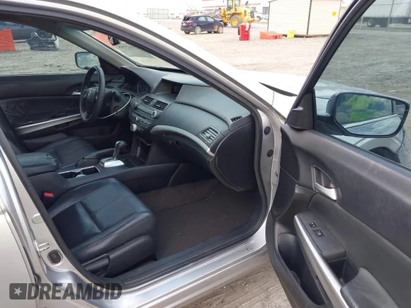 ✅ 2013 Honda Crosstour EX • VIN: 5J6TF3H34DL005552 • Lot: 42747718. Wystawiony na IAAI z przebiegiem 287 700 mil. Bezpłatny archiwum sprzedaży aukcyjnych z USA i szczegółowy raport historii pojazdu na DreamBid. Zdjęcie 5.