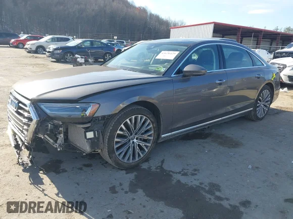 ✅ 2019 Audi A8 • VIN: WAU8DAF8XKN010337 • Лот: 43676429. Опубліковано раніше на IAAI з пробігом 55 453 миль. Безкоштовний доступ до архіву аукціонних продажів зі США та докладний звіт про історію автомобіля на DreamBid. Зображення 2.