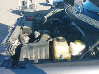 ✅ 2014 Ford F-150 XLT • VIN: 1FTFX1EF7EFA77090 • Lot: 43415156. Wystawiony na IAAI z przebiegiem 121 097 mil. Bezpłatny archiwum sprzedaży aukcyjnych z USA i szczegółowy raport historii pojazdu na DreamBid. Zdjęcie 19.