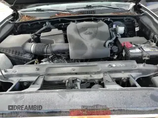 ✅ 2018 Toyota Tacoma TRD Sport • VIN: 3TMAZ5CN5JM066203 • Lot: 93886135. Listed on Copart with 83,867 mi. Free auction sales archive from the USA and detailed vehicle history report at DreamBid. Image 13.