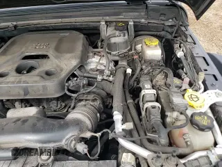 ✅ 2020 Jeep Wrangler Unlimited Recon • VIN: 1C4HJXFN2LW266987 • Lot: 69645905. Listed on Copart with 60,188 mi. Free auction sales archive from the USA and detailed vehicle history report at DreamBid. Image 15.