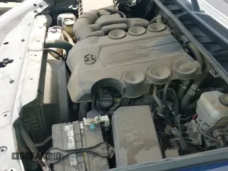 ✅ 2018 Toyota 4Runner SR5 • VIN: JTEBU5JR8J5571310 • Lot: 42771659. Listed on IAAI with 94,412 mi. Free auction sales archive from the USA and detailed vehicle history report at DreamBid. Image 19.