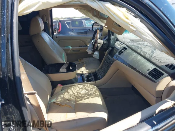 ✅ 2009 Cadillac Escalade • VIN: 1GYFK13249R102914 • Лот: 43427488. Опубликован ранее на IAAI с пробегом 210 836 миль. Бесплатный доступ к архиву аукционных продаж из США и подробный отчёт об истории автомобиля на DreamBid. Изображение 5.