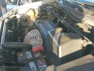 2002 Toyota Highlander с VIN JTEGD21A720041763, выставлен на аукционе IAAI как лот 41324491 с пробегом 126 905 миль миль и . История ставок и продаж доступна на DreamBid. Изображение 19.