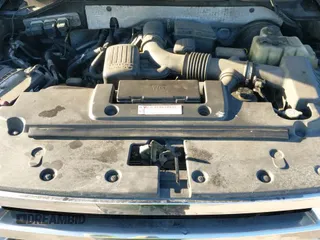 ✅ 2009 Ford Expedition Eddie Bauer • VIN: 1FMFU18529LA02215 • Lot: 41534254. Listed on IAAI with 206,567 mi. Free auction sales archive from the USA and detailed vehicle history report at DreamBid. Image 19.