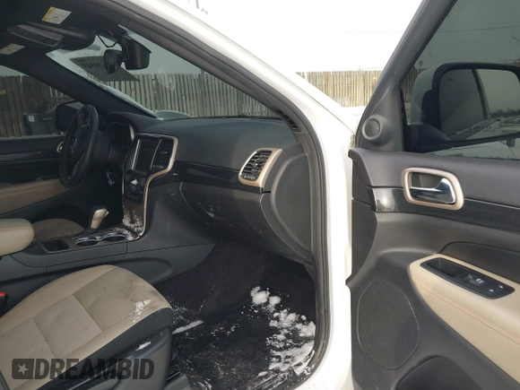 ✅ 2017 Jeep Grand Cherokee Laredo • VIN: 1C4RJFAG6HC662582 • Lot: 41620543. Wystawiony na IAAI z przebiegiem 41 416 mil. Bezpłatny archiwum sprzedaży aukcyjnych z USA i szczegółowy raport historii pojazdu na DreamBid. Zdjęcie 5.