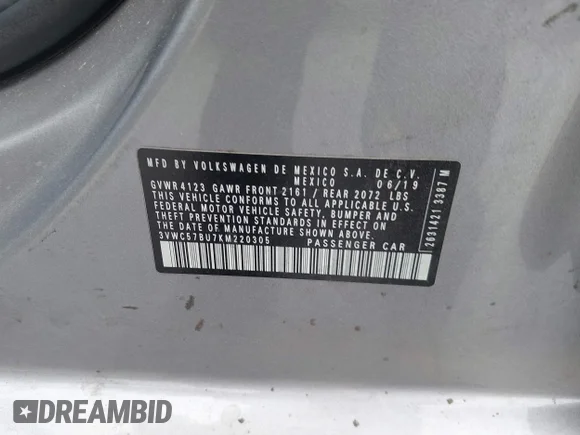 ✅ 2019 Volkswagen Jetta S • VIN: 3VWC57BU7KM220305 • Lot: 44243961. Wystawiony na IAAI z przebiegiem 73 979 mil. Bezpłatny archiwum sprzedaży aukcyjnych z USA i szczegółowy raport historii pojazdu na DreamBid. Zdjęcie 9.