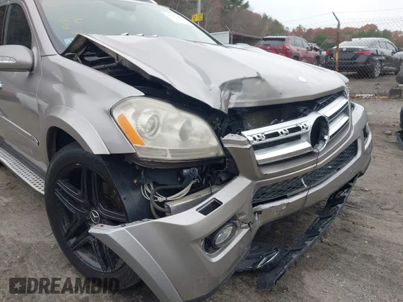 ✅ 2008 Mercedes-Benz GL 550 • VIN: 4JGBF86EX8A348446 • Lot: 43651505. Wystawiony na IAAI z przebiegiem 177 194 mil. Bezpłatny archiwum sprzedaży aukcyjnych z USA i szczegółowy raport historii pojazdu na DreamBid. Zdjęcie 6.