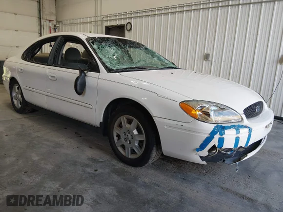 ✅ 2005 Ford Taurus SE • VIN: 1FAFP53U25A214027 • Лот: 45472363. Опубліковано раніше на IAAI з пробігом 155 751 миль. Безкоштовний доступ до архіву аукціонних продажів зі США та докладний звіт про історію автомобіля на DreamBid. Зображення 1.