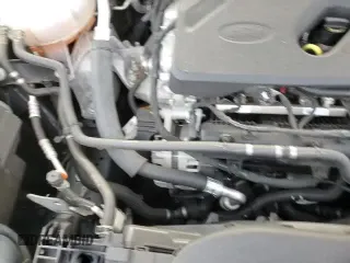 ✅ 2020 Ford Escape SEL • VIN: 1FMCU0H62LUB97286 • Lot: 86604815. Listed on Copart with 50,580 mi. Free auction sales archive from the USA and detailed vehicle history report at DreamBid. Image 15.